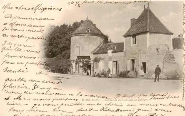 Moneteau 89 Yonne Les restes du Chateau de Colbert
