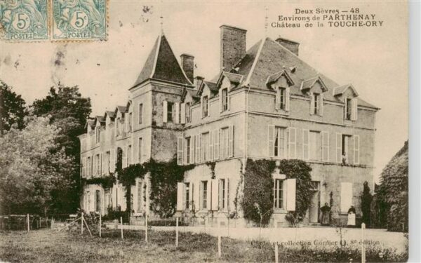 Parthenay 79 Deux-Sevres Chateau de la Touche Ory