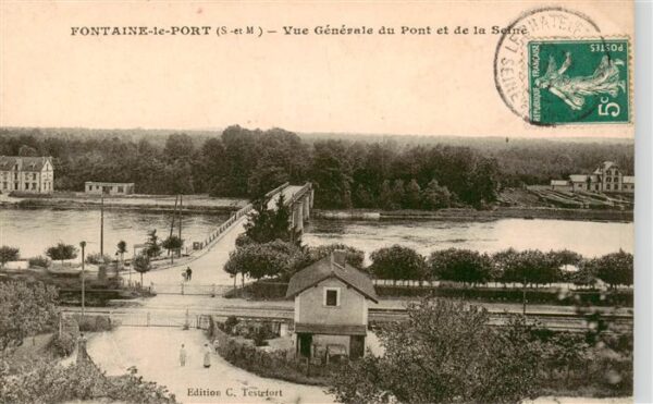 Fontaine-le-Port 77 Seine-et-Marne Vue générale du pont et de la Seine