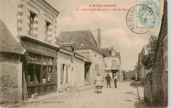 Briollay Rue St Pierre