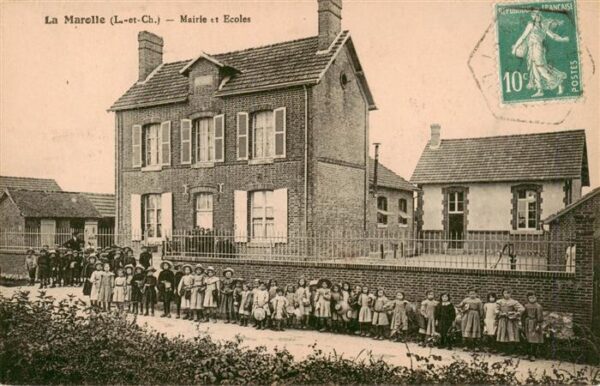 La Marolle-en-Sologne 41 Loir-et-Cher Mairie et Ecoles