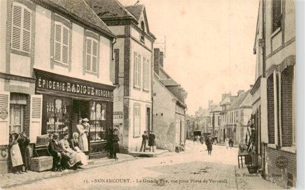 Nonancourt 27 Eure La Grande Rue vue prise Porte de Verneu
