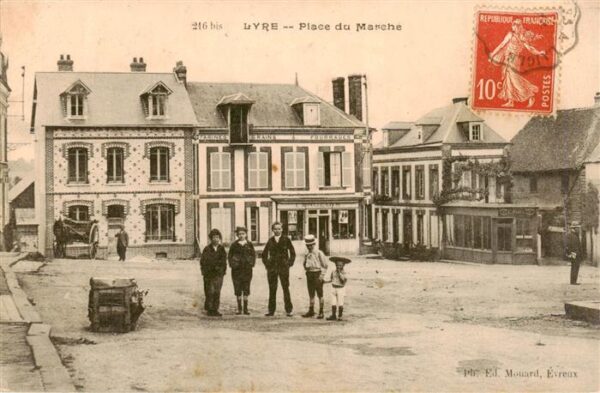 Lyre 27 Eure Place du Marche