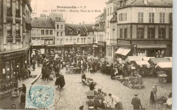 Louviers 27 Eure Marche Place de la Halle
