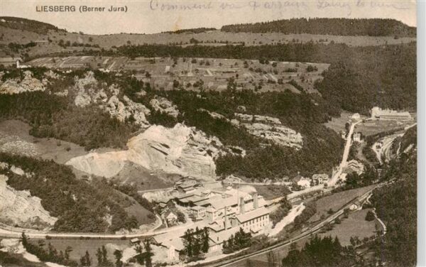 Liesberg BL Berner Jura Fliegeraufnahme