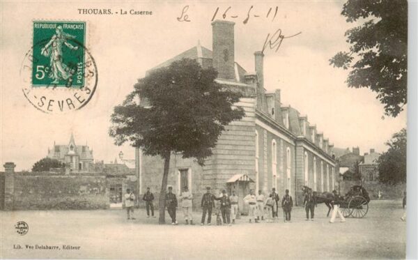 Thouars  79 Deux-Sevres La Caserne