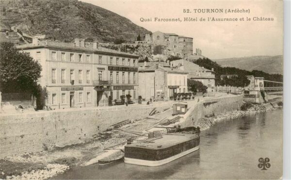 Tournon-sur-Rhone 07 Ardeche Quai Farconnet Hôtel de l Assurance et