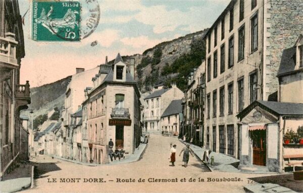 Le Mont-Dore 63 Puy-de-Dome Route de Clermont et de la Bourboule