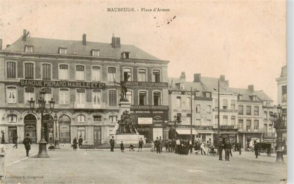 Maubeuge 59 Nord Place d Armes