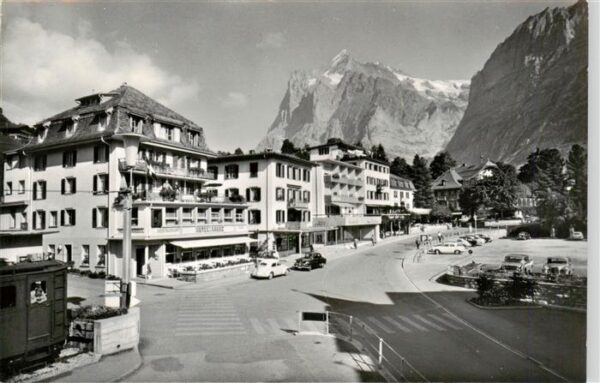 Grindelwald BE mit Wetterhorn Hotel Weisses Kreuz und