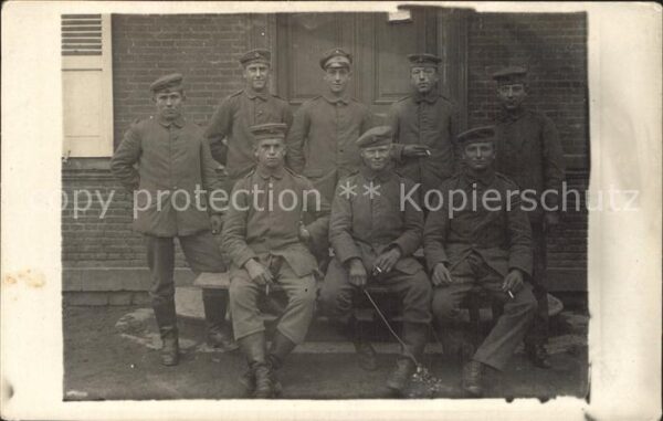 Militaria WK1 Gruppenfoto Inf.Div. 242