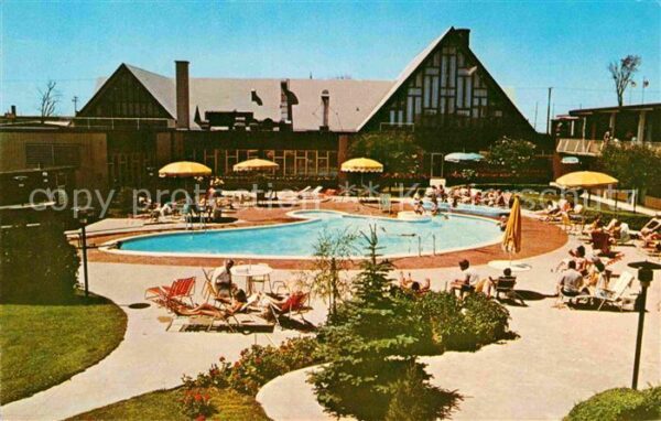 Montreal Quebec Holiday Inn Swimming Pool