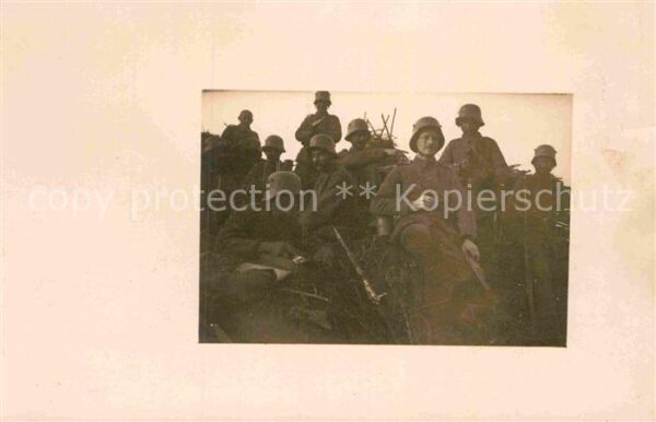 Militaria WK1 Gruppenfoto im Felden Soldatenleben Sta