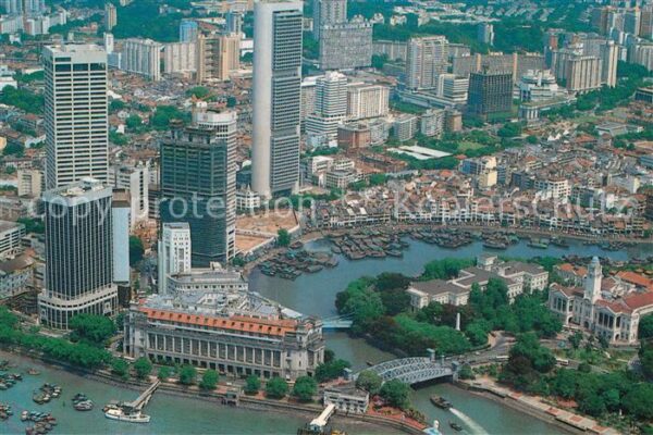 Singapore Finance Center Hubbub of Asia Money Mar