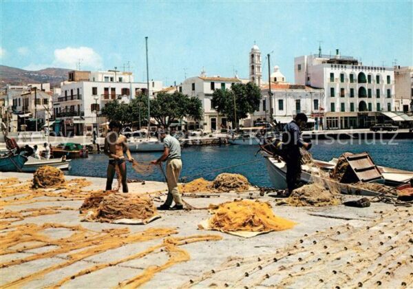 Tinos Hafen