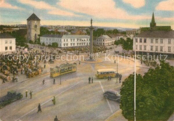 Trondheim Var Frue Kirke Til Hoyre Domkirken