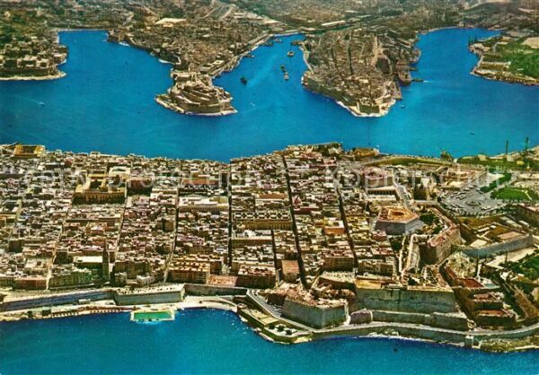 Malta Fliegeraufnahme Valetta and Grand Harbo