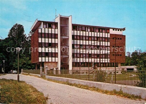 Mosonmagyarovar Agrartudomanyi Egyetem Kollegiuma Unive