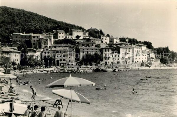 Moscenicka Draga Kroatien Strandpartie