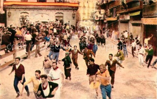 Pamplona Navarra El encierro a su paso por la calle Blan