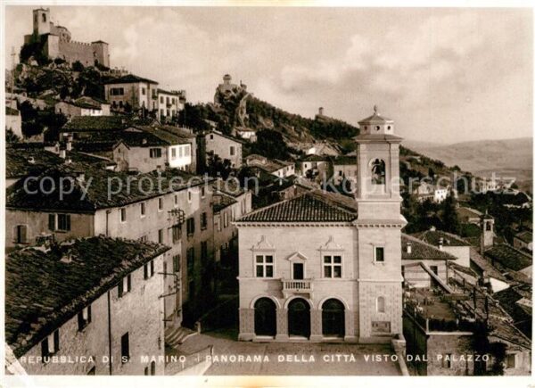 San Marino Repubblica Panorama della Citta visto dal Palazzo