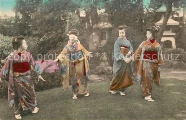 Japan Spielende Mädchen