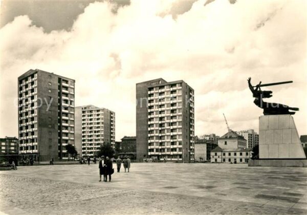 Warszawa Theaterplatz Denkmal Helden Warschaus