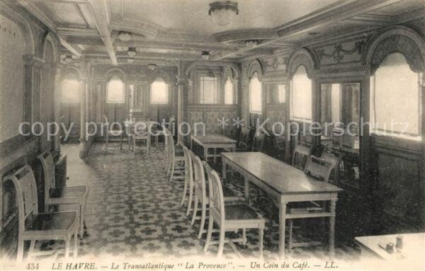 Dampfer Oceanliner La Provence Coin du Cafe Le Havre
