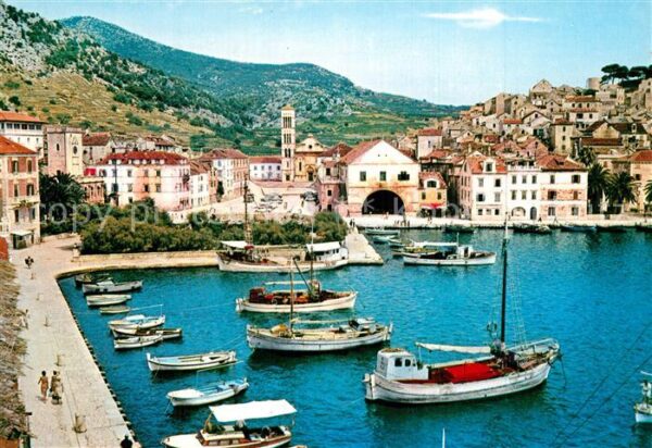 Hvar Hafen