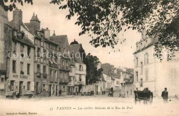 Vannes 56 Les vieilles Maisons de la Rue du Port