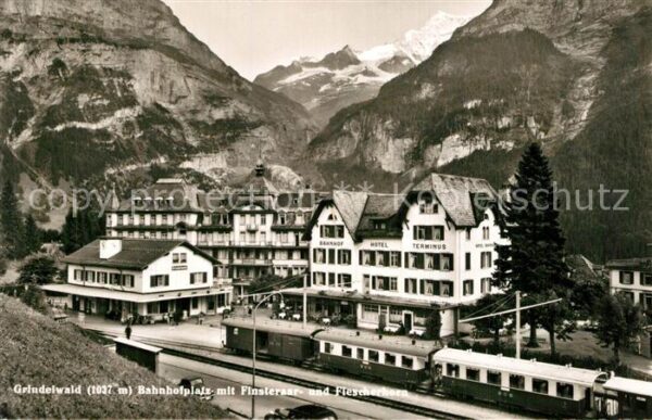 Grindelwald Bahnhofplatz mit Finsterseer und Fiesch