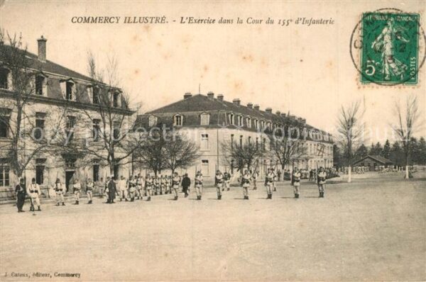 Commercy Meuse Exercice dans la Cour du 155e d_Infante