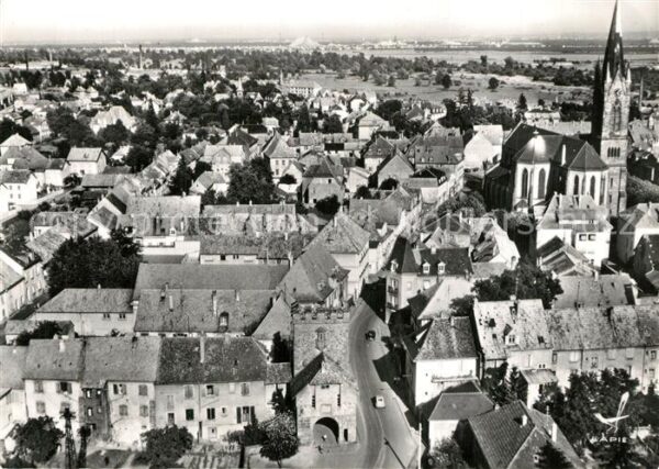 Cernay Elsass Porte de Thann Centre Eglise vue aérien