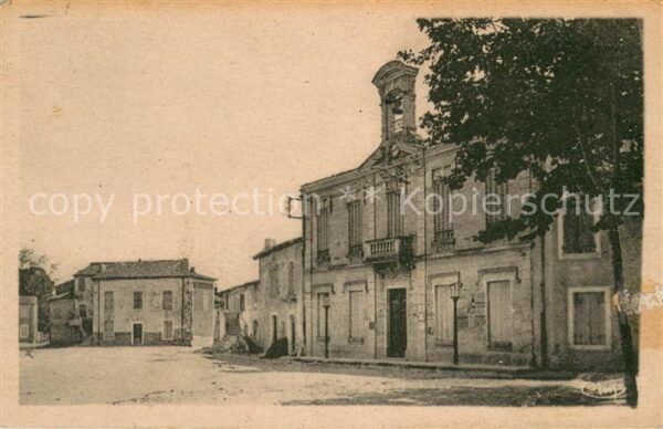 Milhaud Place de la Mairie
