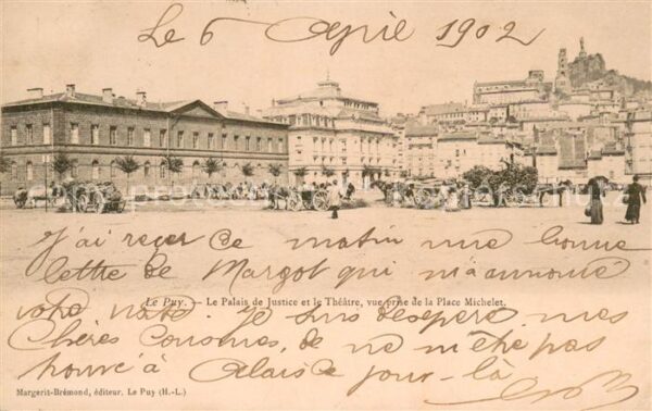 Le Puy-en-Velay Palais de Justice et le Théâtre vue pri