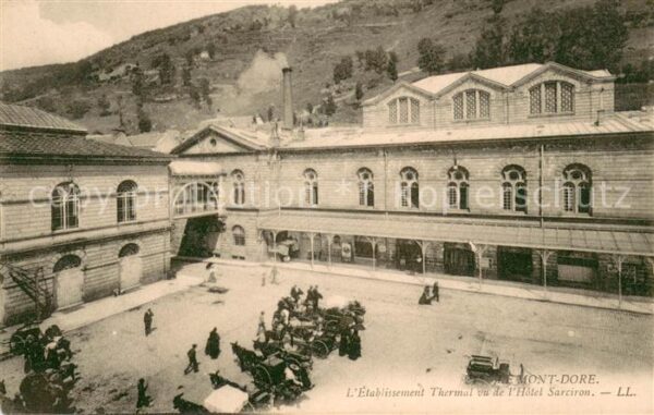 Le Mont-Dore Puy de Dome Etablissement Thermal vu de l_Hôtel Sar