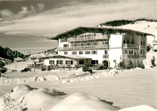 Wolkenstein Groeden Sporthotel Gran Baita im Winter