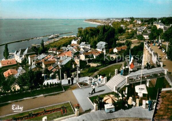Thonon-les-Bains Belvedere de la Place du Chateau et pan