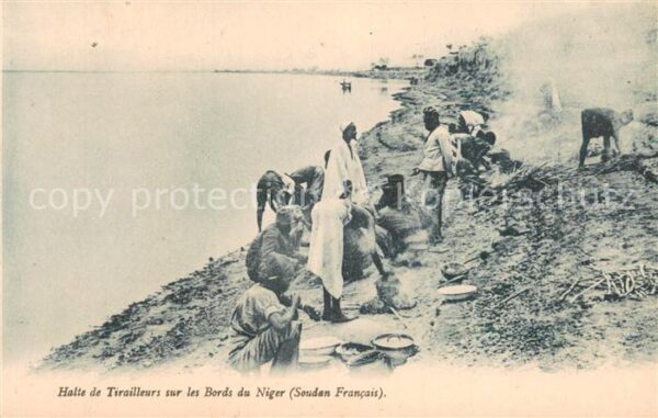 Soudan Francais Mali Halte de Tirailleurs sur les bords du N