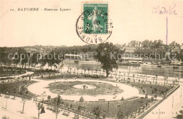 Bayonne 64 Nouveau Square