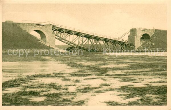 Strypa Gesprengte Eisenbahnbrücke am Strypaflu