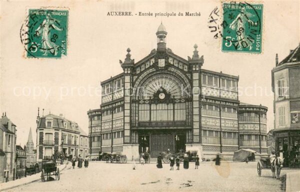 Auxerre Entrée principale du Marché