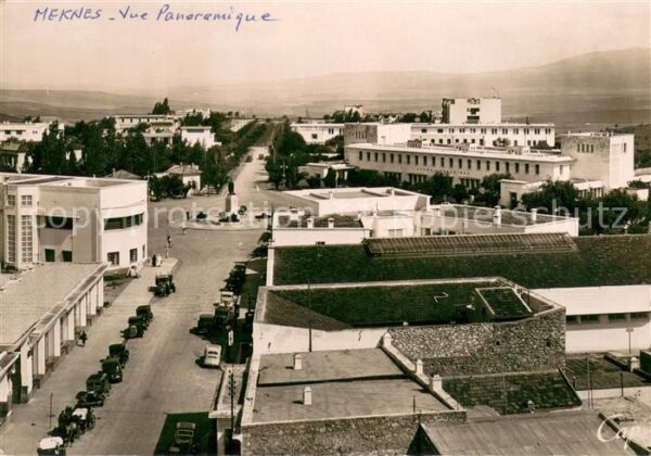 Meknes Vue panoramique de la Place Poeymirau
