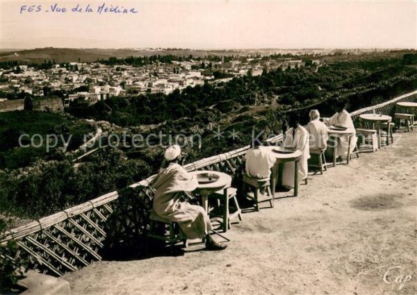 Fes Fez Maroc Vue Generale de la Médina du Cafe Maure