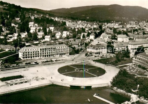 Gerardmer Vosges Esplanade et les hôtels vue aérienne