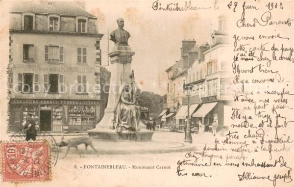 Fontainebleau Seine et Marne Monument Carnot