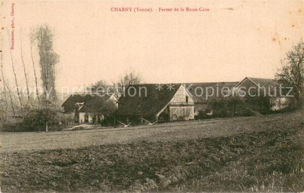 Charny Yonne Ferme de la Basse Cave