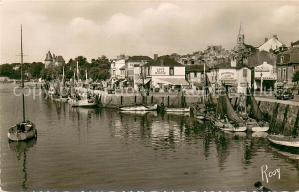Pornic Le quai et le port