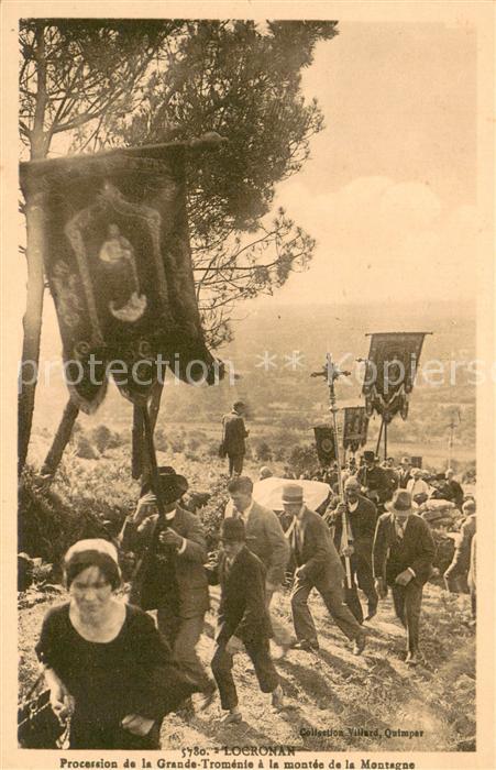 Locronan Procession de la Grande Troménie a la M