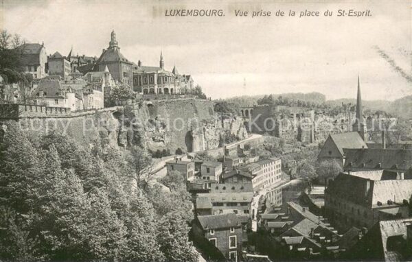 LUXEMBOURG  Luxemburg Vue prise de la Place du Saint Esprit